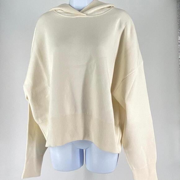 Cozy Cream Canada Goose Holton Hoodie - Stylish & Comfortable NWTs - Picture 1 of 3